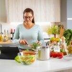 How to Cook Healthy Meals on a Budget